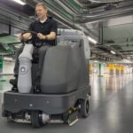 نظافت پارکینگ با دستگاه های نظافت صنعتی چگونه انجام می شود؟